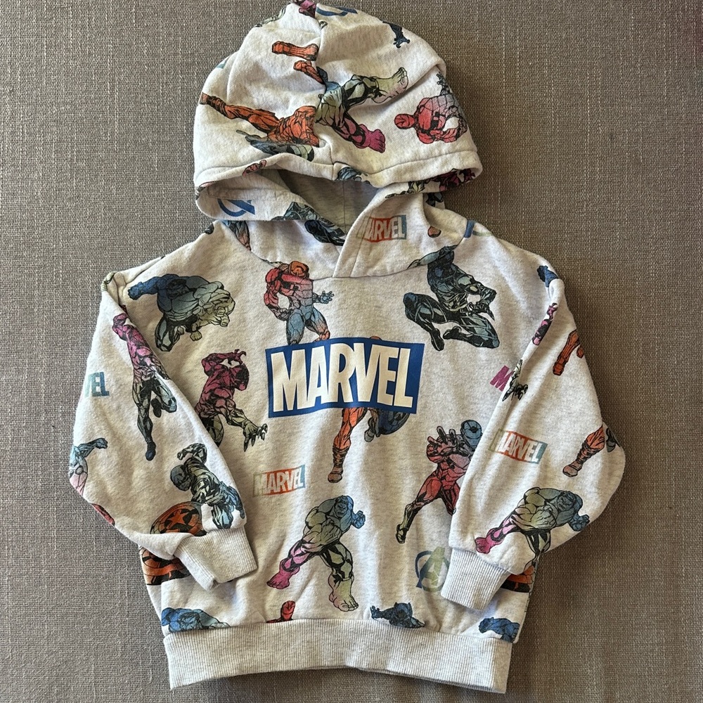 H&M Marvel Toddler Boy Gray Super Hero Hooded Sweatshirt Size 3/4T